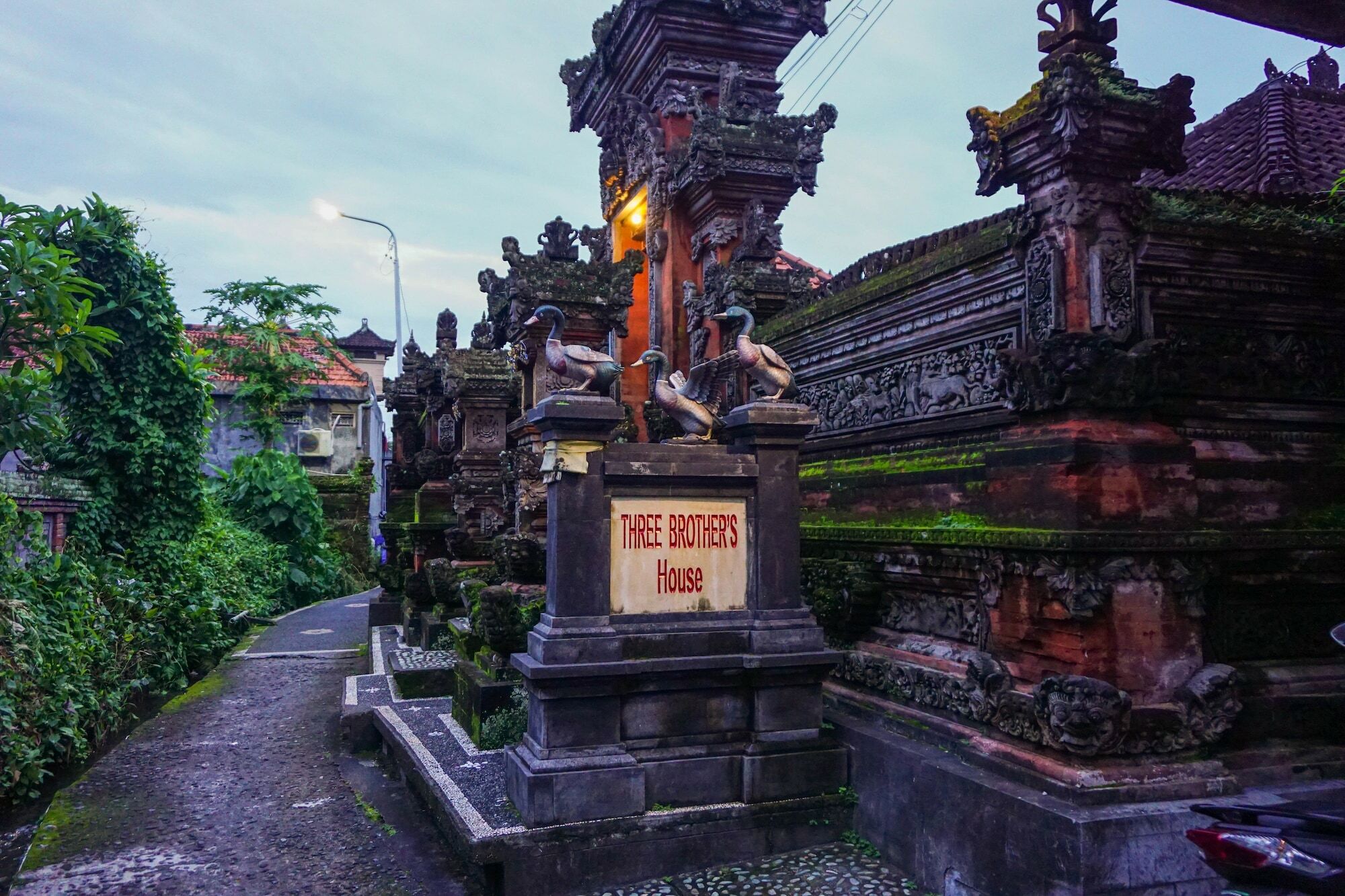 Three Brothers Guest House Ubud  Ngoại thất bức ảnh